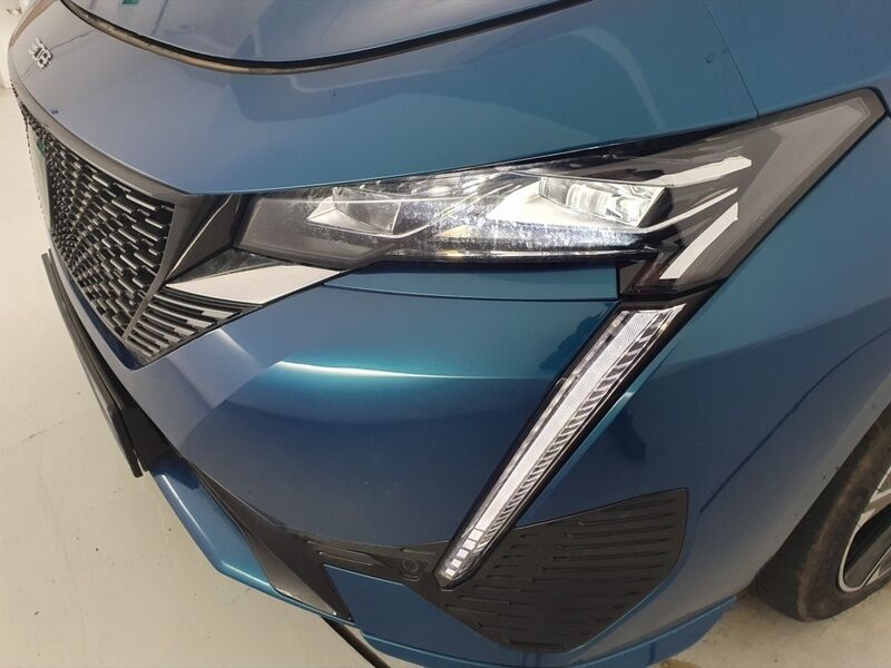 More views of Peugeot 308