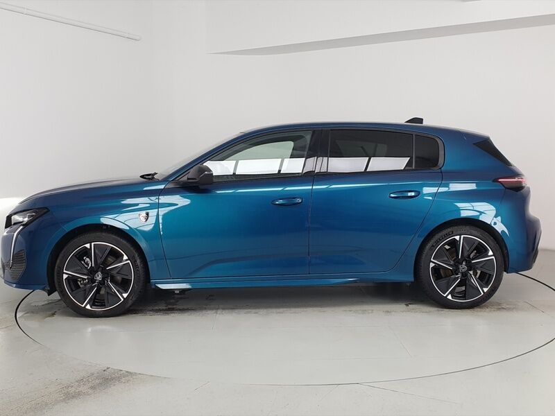 More views of Peugeot 308