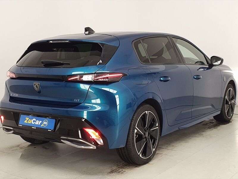 More views of Peugeot 308