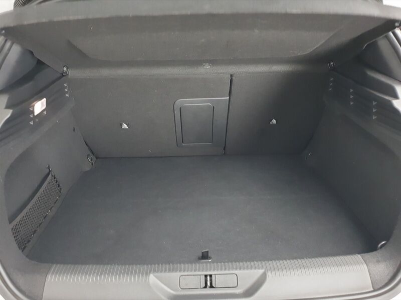 More views of Peugeot 308