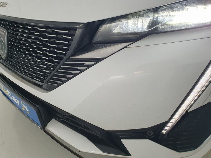 More views of Peugeot 308