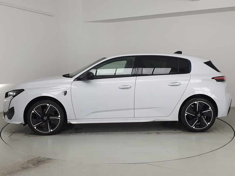 More views of Peugeot 308