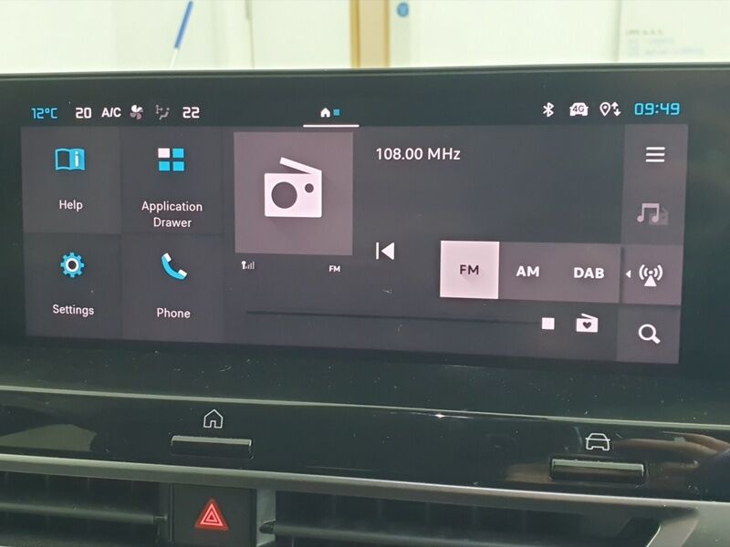 More views of Citroen e-C4