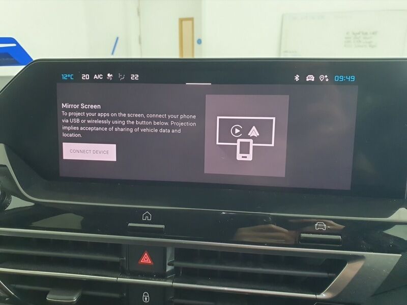 More views of Citroen e-C4