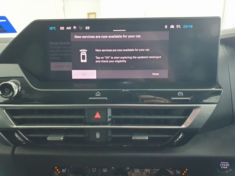 More views of Citroen e-C4