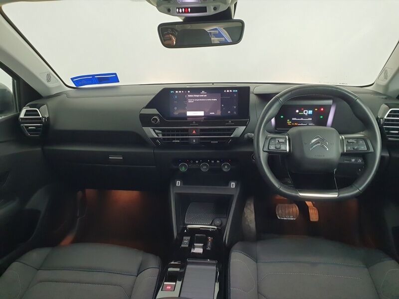 More views of Citroen e-C4 X