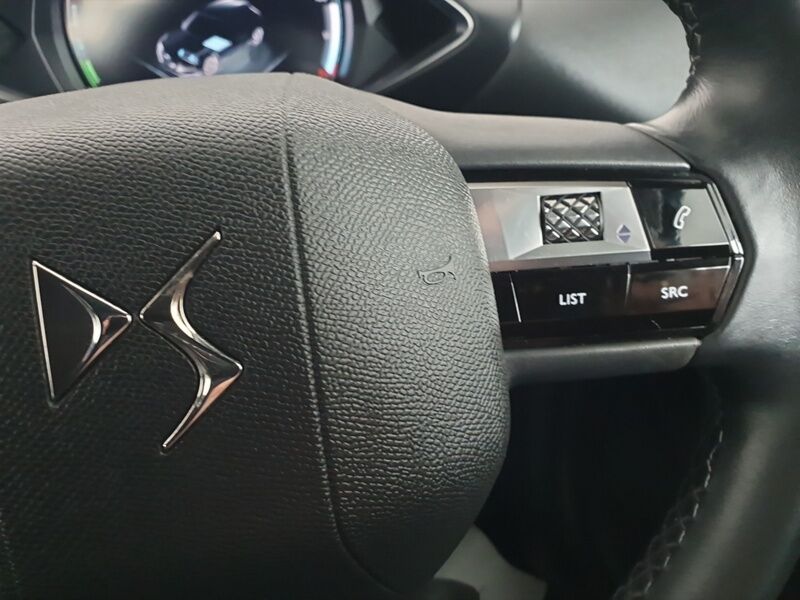 More views of DS Automobiles DS 3 Crossback