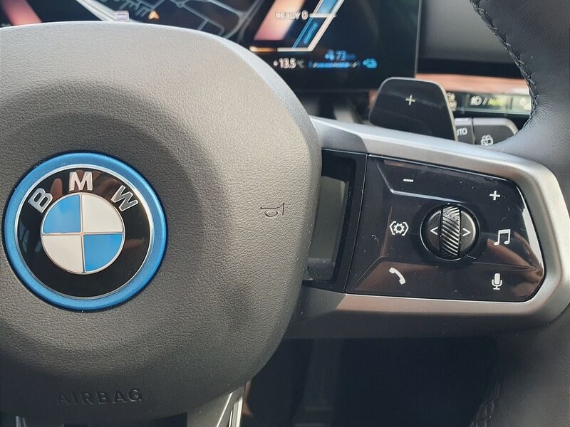 More views of BMW 5-Series