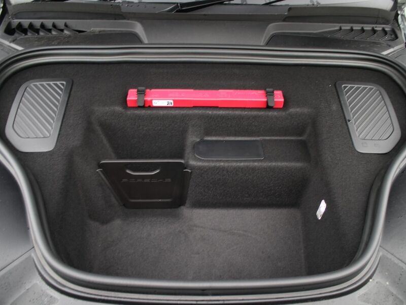 More views of Porsche Macan