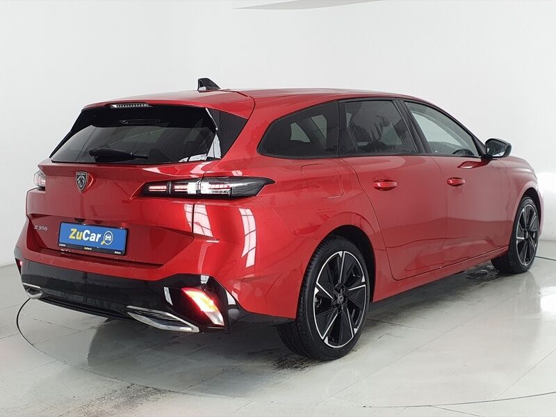 More views of Peugeot 308