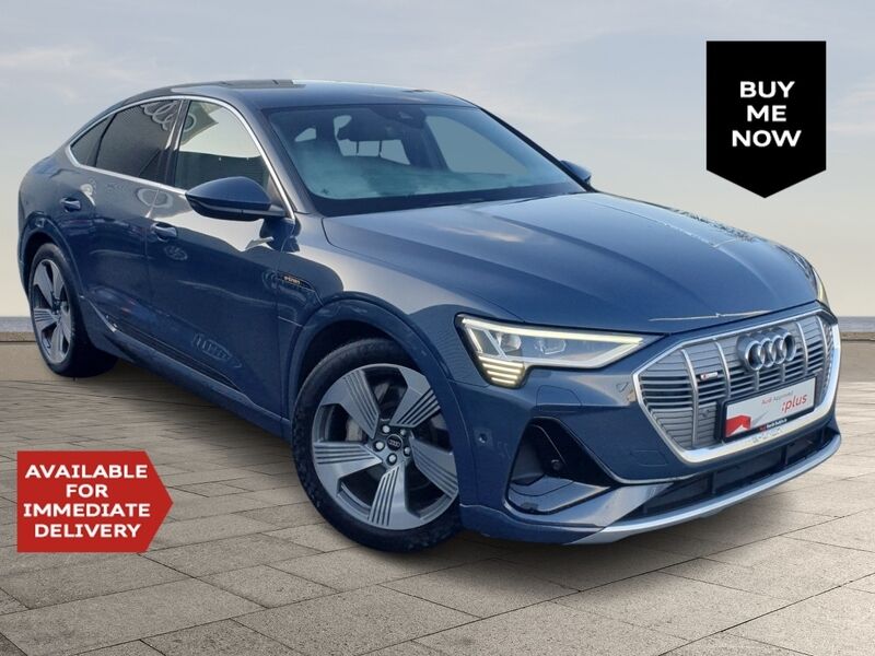 More views of Audi e-tron