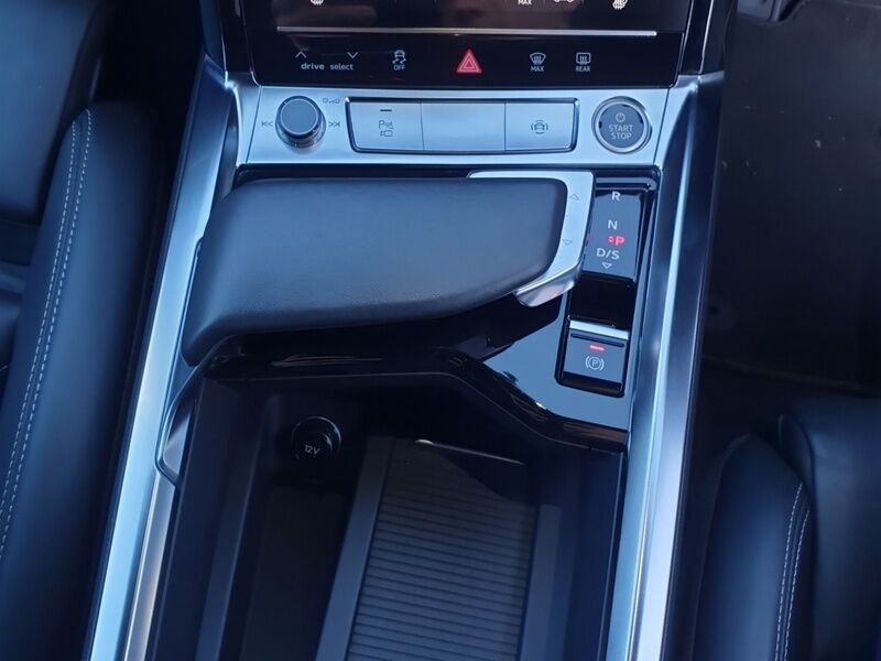 More views of Audi e-tron