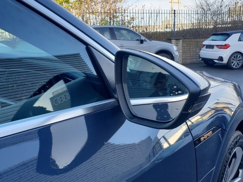 More views of Audi e-tron