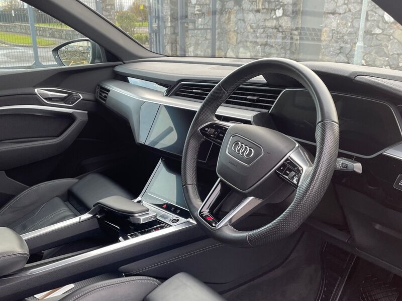 More views of Audi e-tron