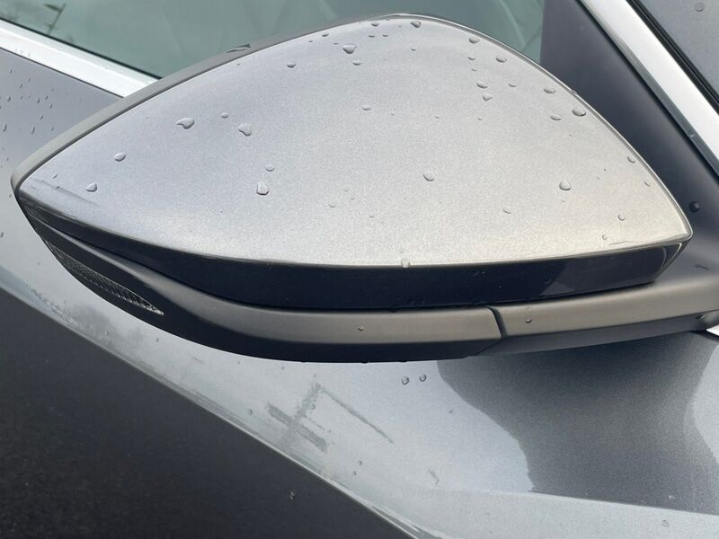 More views of Audi e-tron