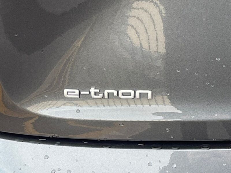 More views of Audi e-tron