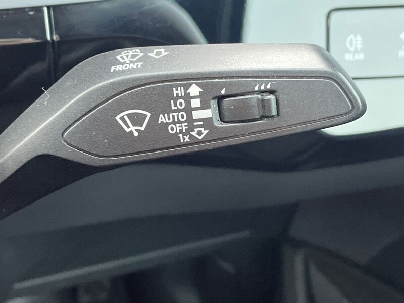 More views of Audi e-tron