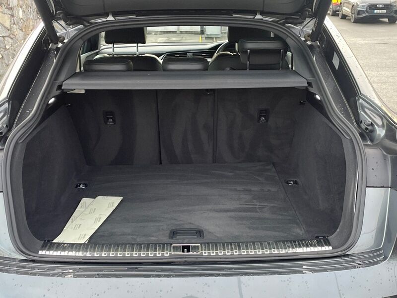 More views of Audi e-tron