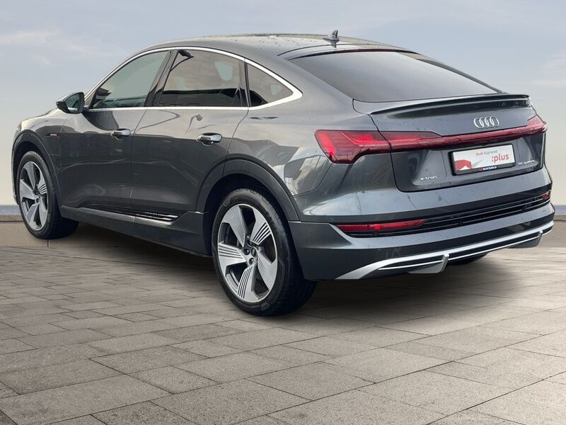 More views of Audi e-tron