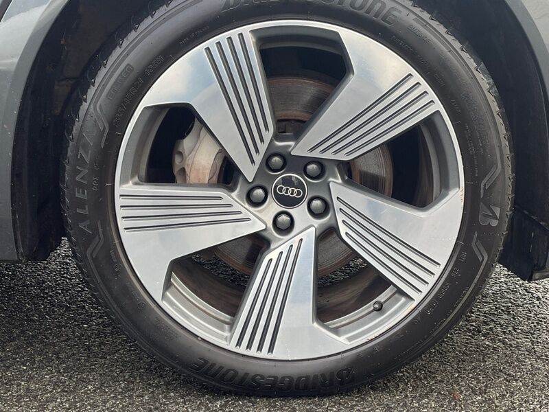 More views of Audi e-tron