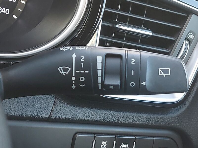 More views of Kia Ceed