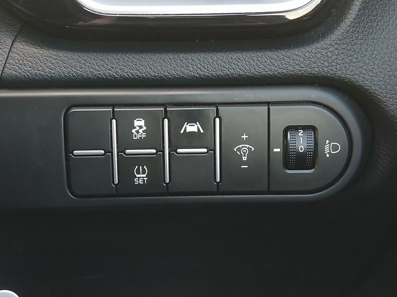 More views of Kia Ceed