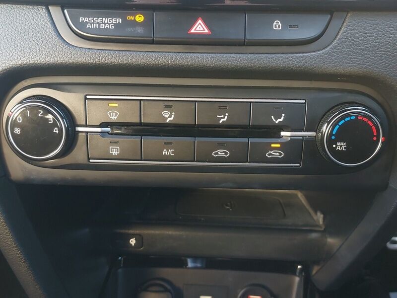 More views of Kia Ceed