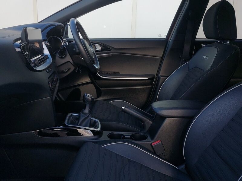 More views of Kia Ceed