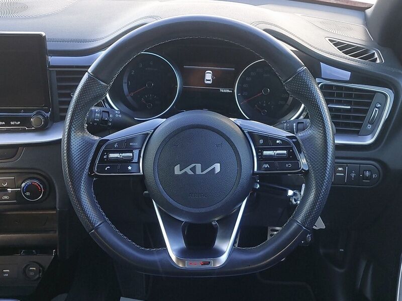 More views of Kia Ceed