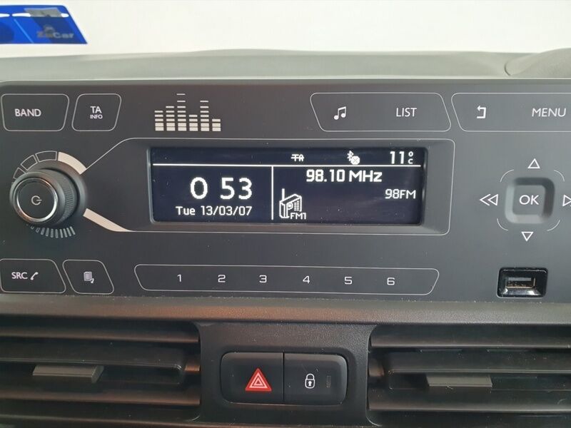 More views of Toyota Proace