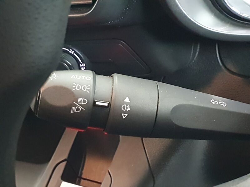 More views of Toyota Proace