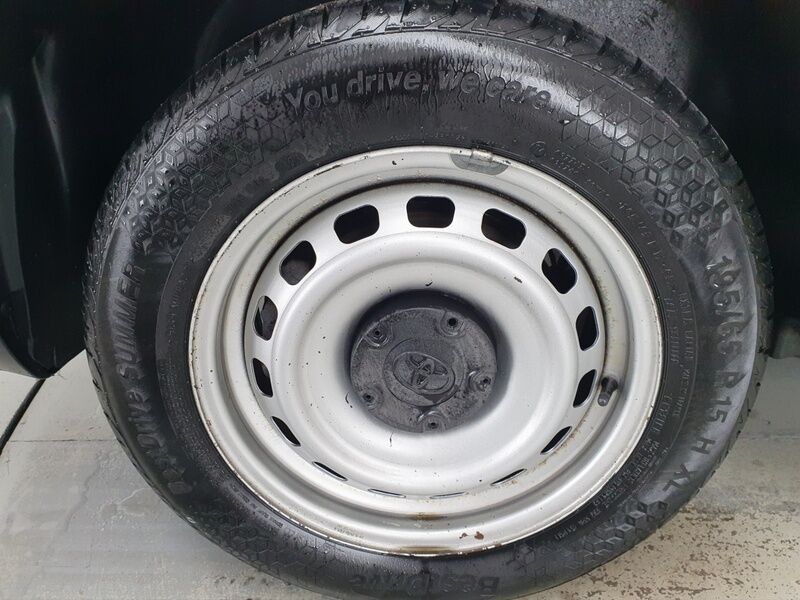 More views of Toyota Proace