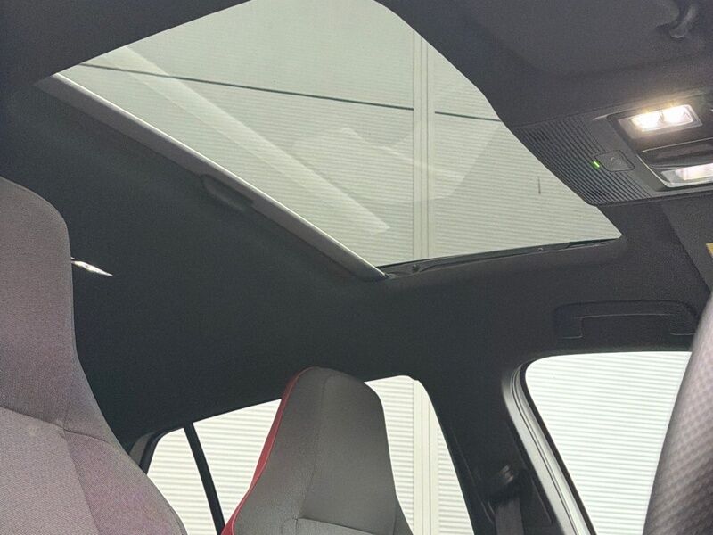 More views of Volkswagen Golf