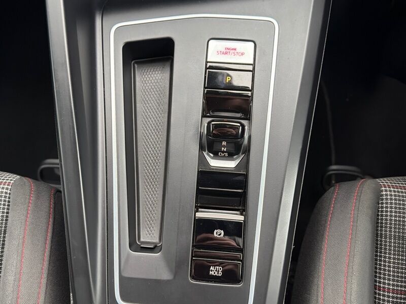 More views of Volkswagen Golf