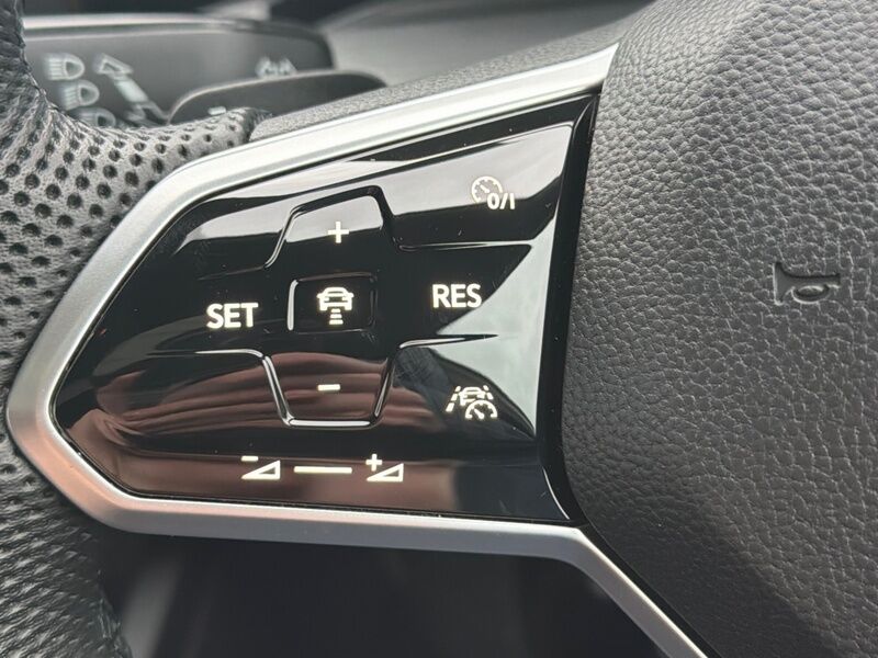 More views of Volkswagen Golf