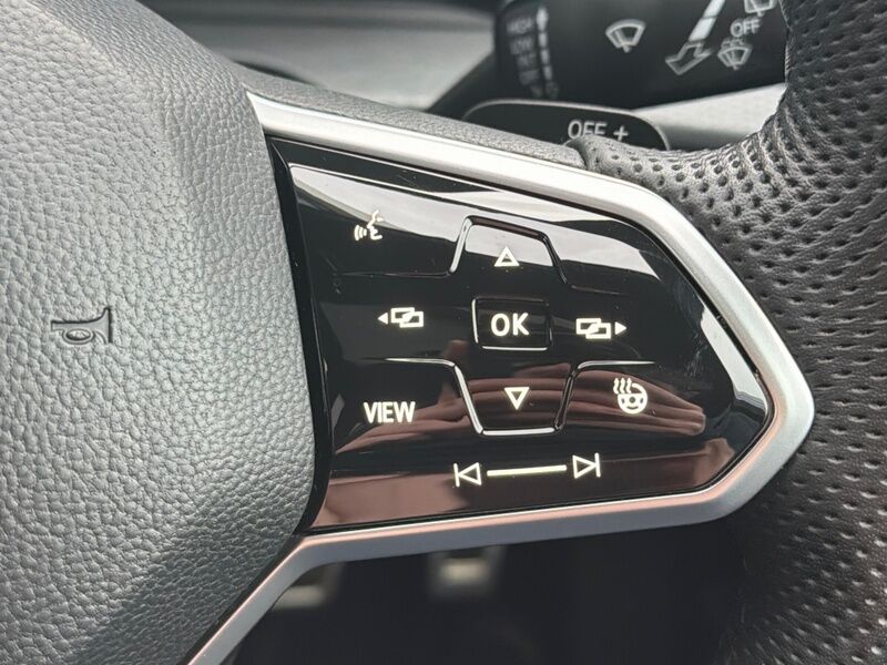 More views of Volkswagen Golf