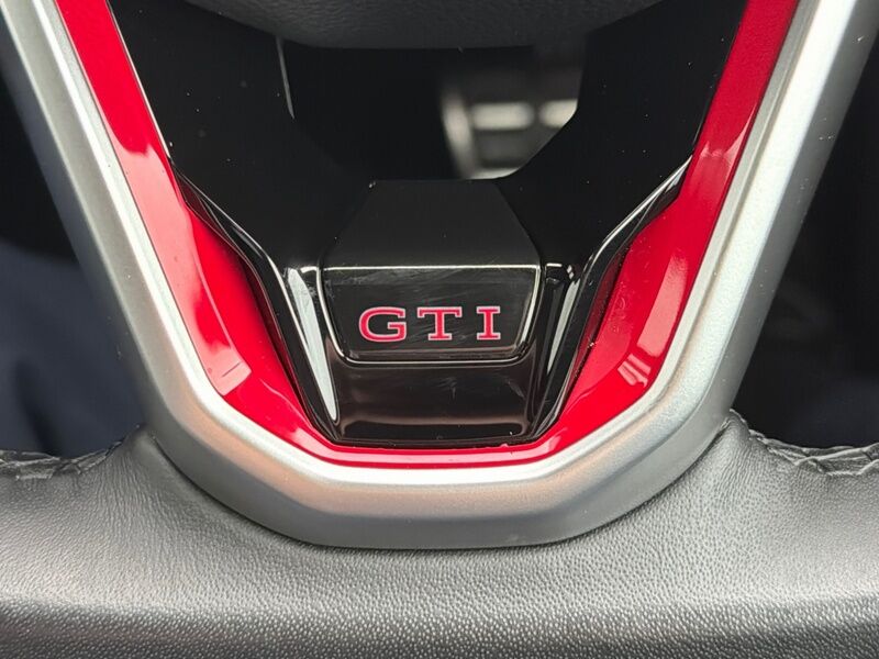 More views of Volkswagen Golf