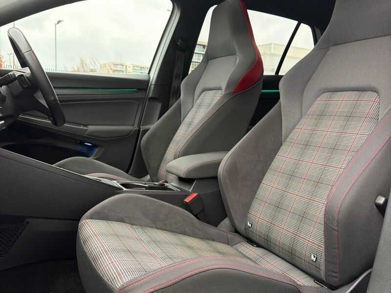 More views of Volkswagen Golf