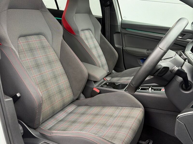 More views of Volkswagen Golf