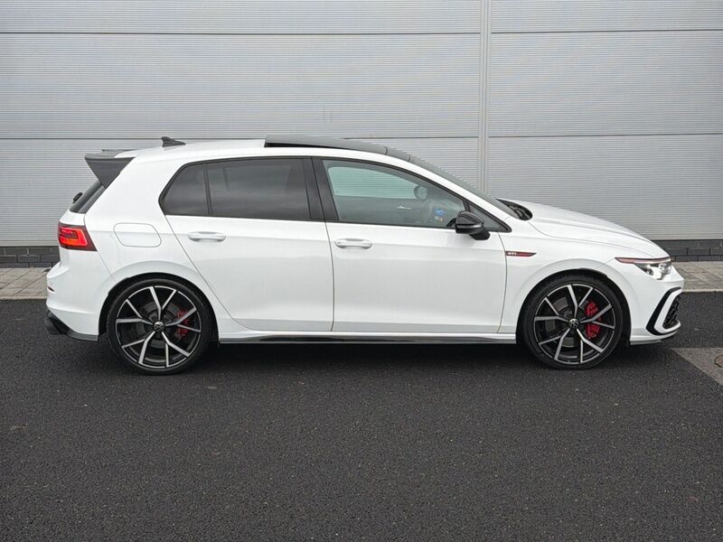 More views of Volkswagen Golf