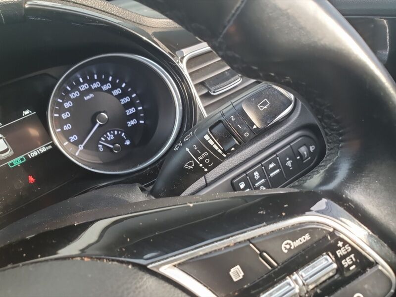 More views of Kia XCeed