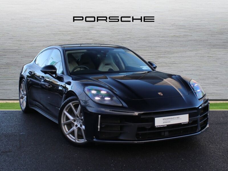 More views of Porsche Panamera
