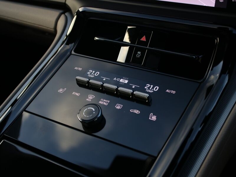 More views of Porsche Panamera