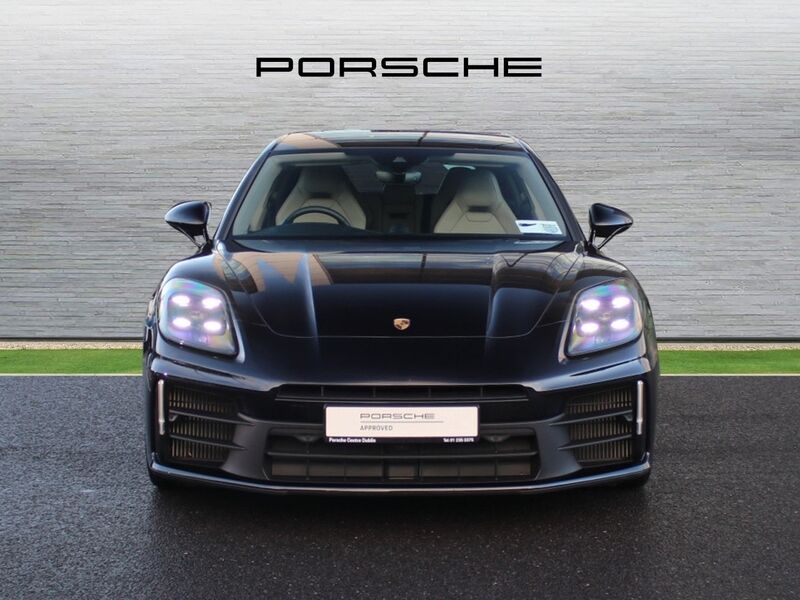 More views of Porsche Panamera