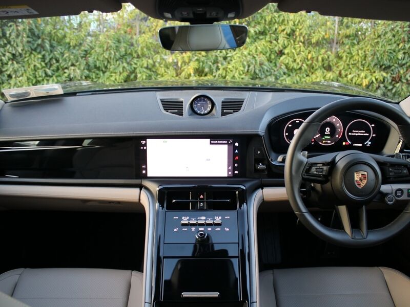 More views of Porsche Panamera