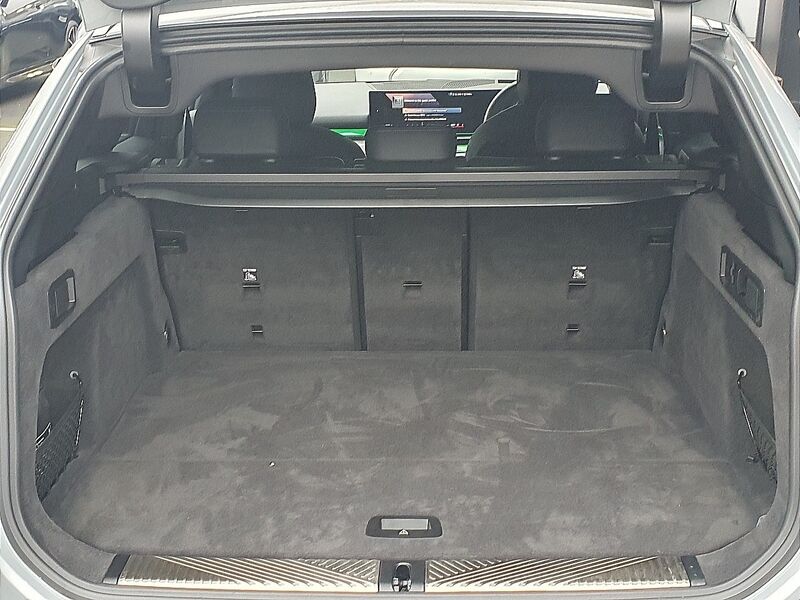 More views of BMW 5-Series