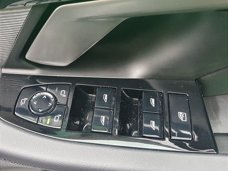 More views of BMW 5-Series