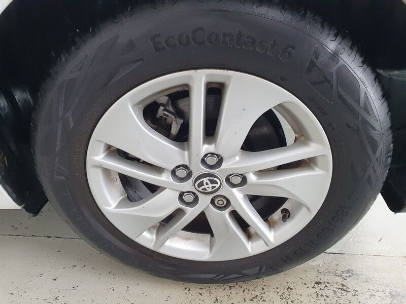 More views of Toyota Yaris