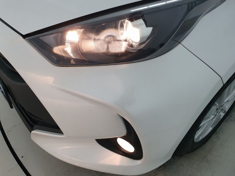 More views of Toyota Yaris