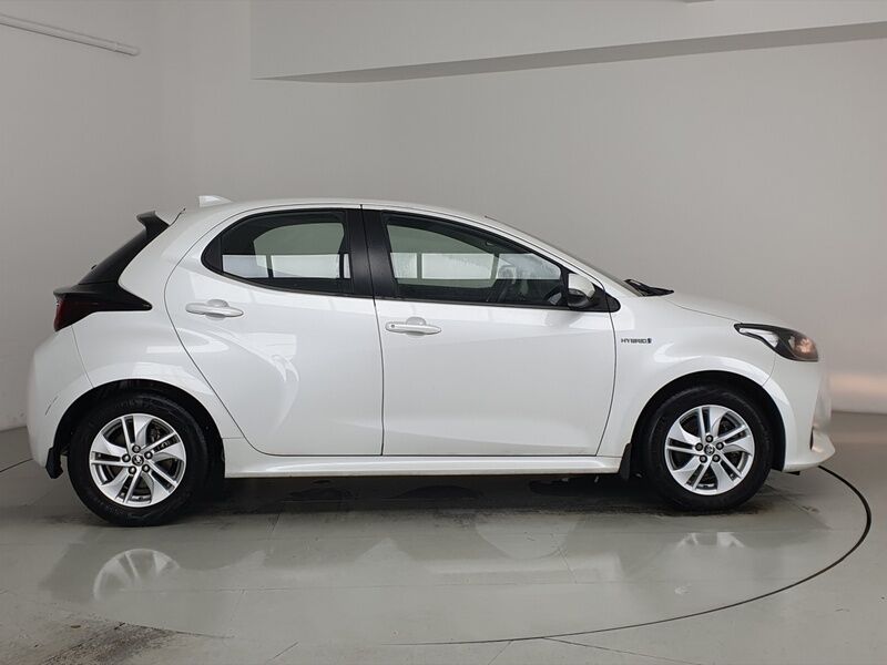 More views of Toyota Yaris